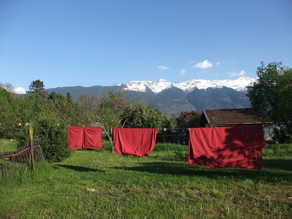 Le Domaine Du Grand Cellier Chambres D'Hotes En Savoie Tournon Exterior photo