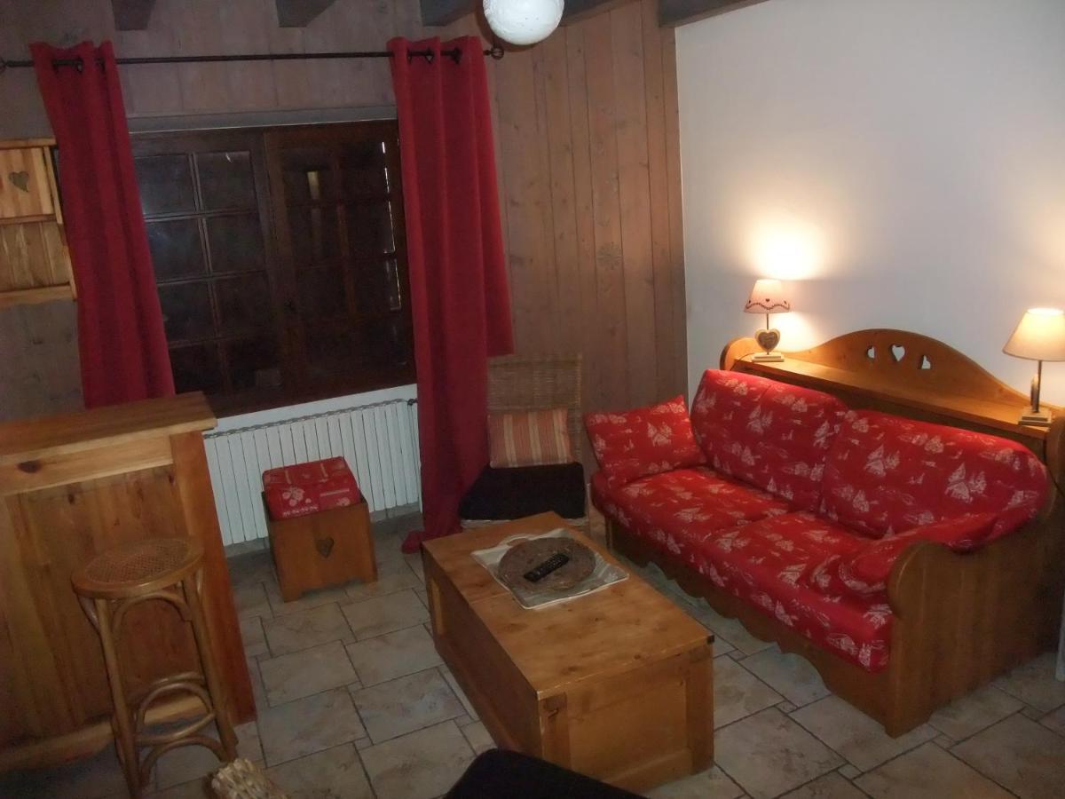 Le Domaine Du Grand Cellier Chambres D'Hotes En Savoie Tournon Exterior photo