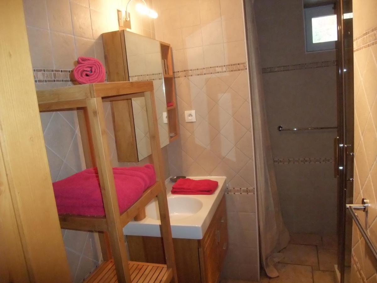 Le Domaine Du Grand Cellier Chambres D'Hotes En Savoie Tournon Exterior photo